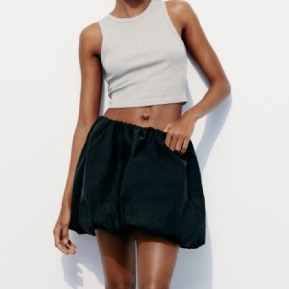 Zara Black Balloon Mini Skirt